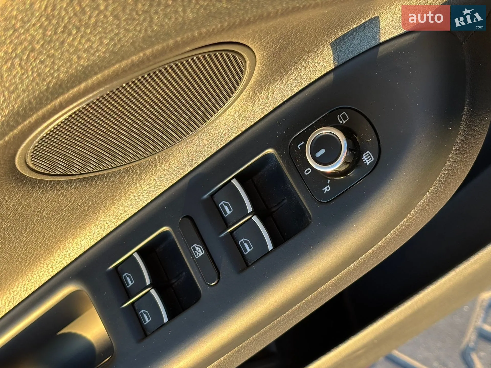 2010 Volkswagen Golf Plus - мініатюра 25