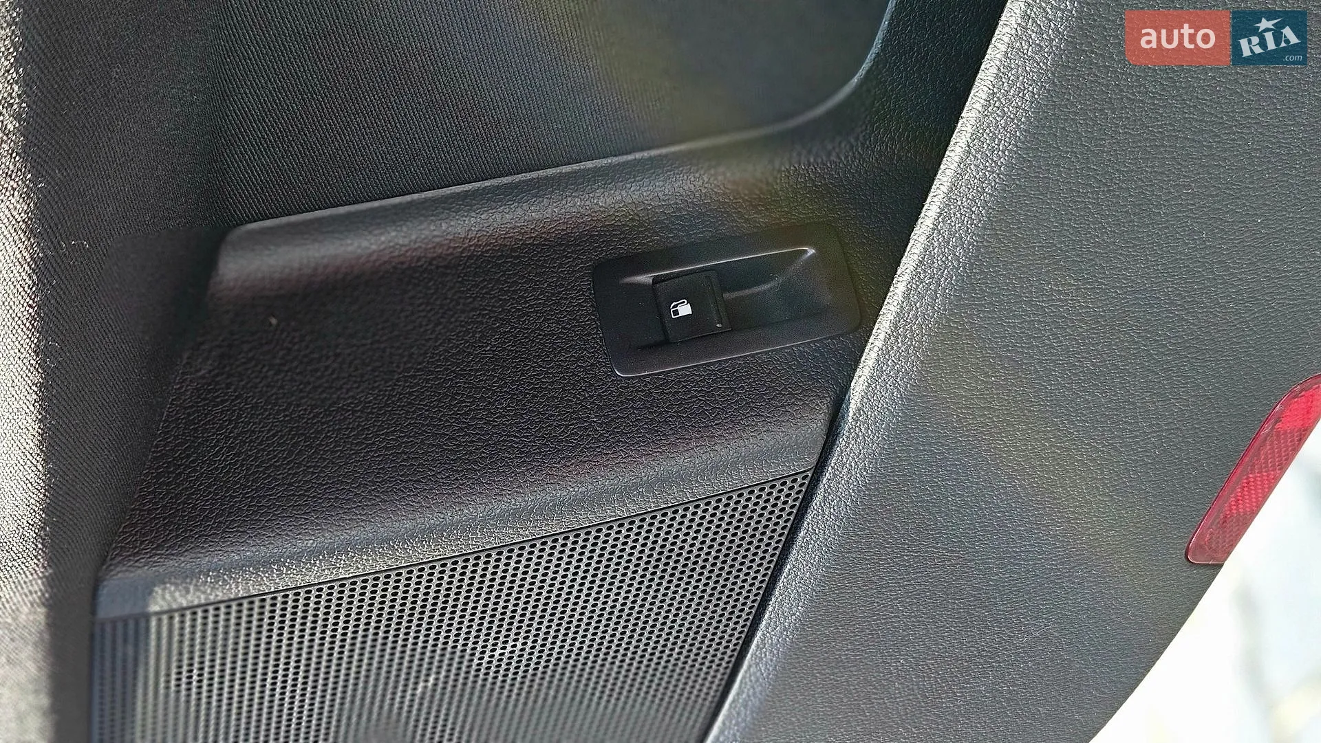 2010 Volkswagen Golf Plus - мініатюра 25