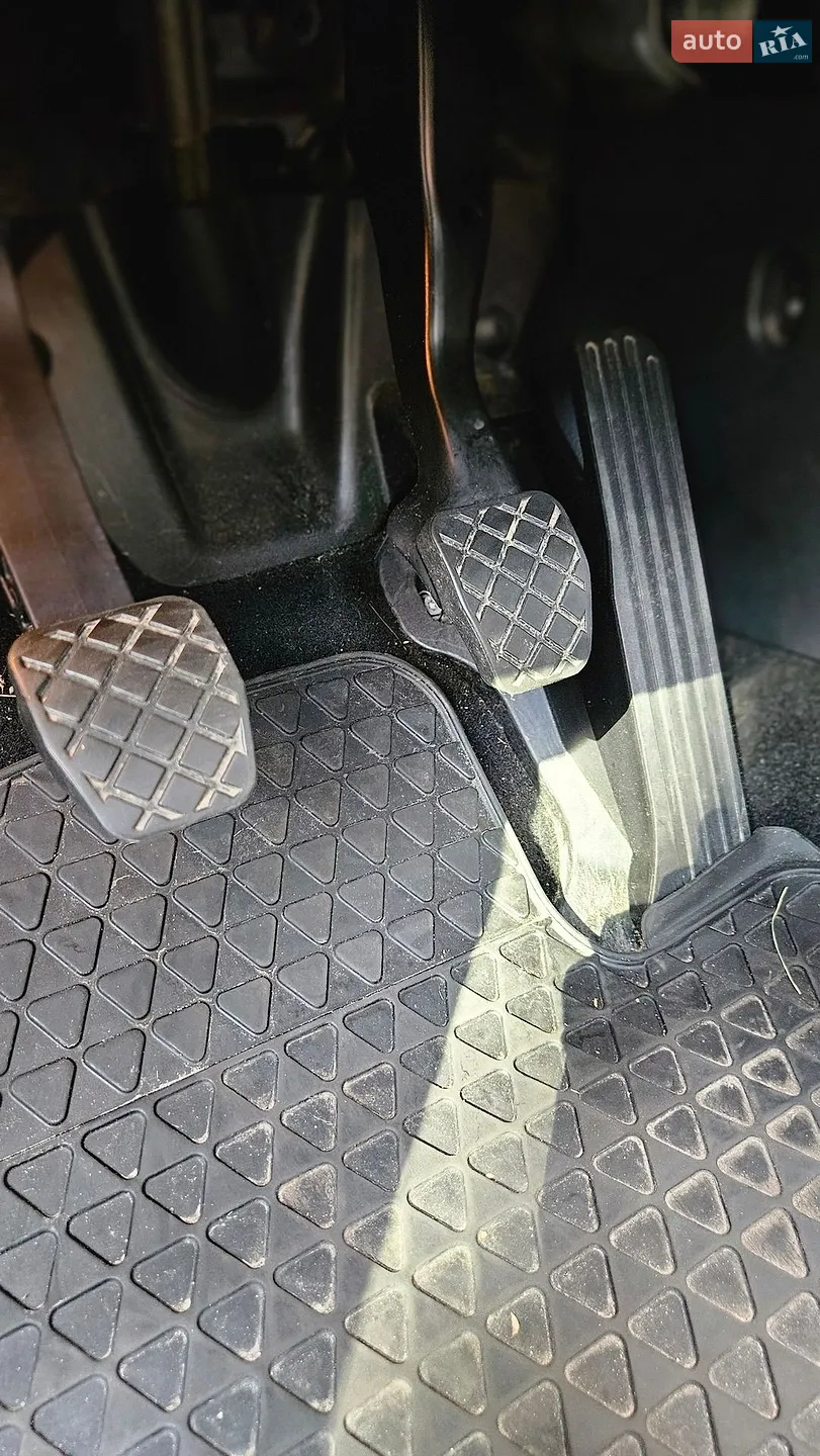 2010 Volkswagen Golf Plus - мініатюра 26