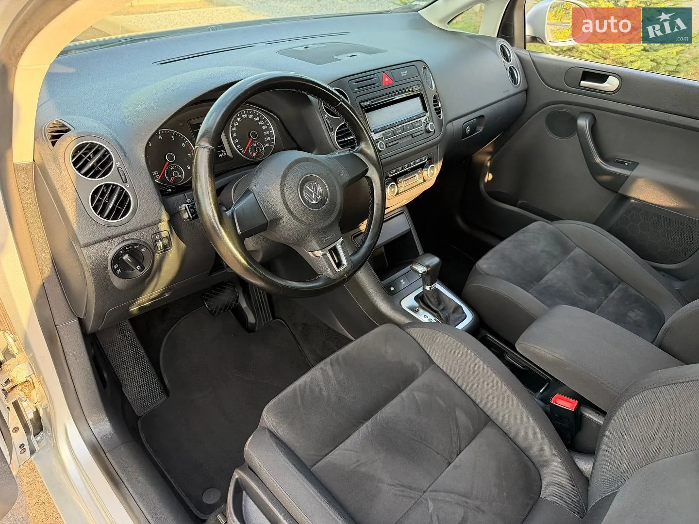 2010 Volkswagen Golf Plus - мініатюра 38