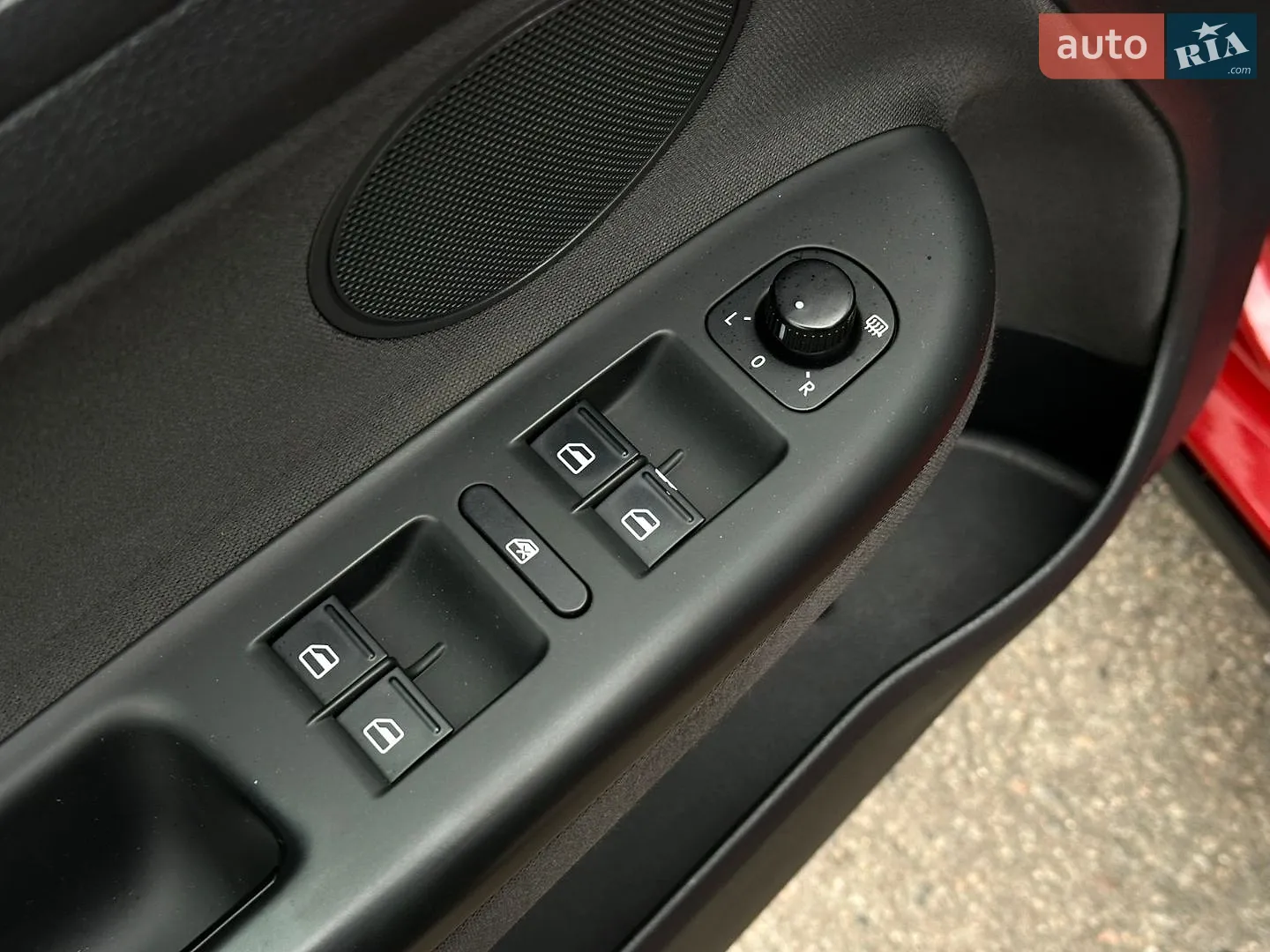 2010 Volkswagen Golf Plus - мініатюра 25