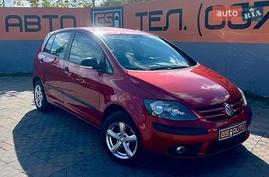 Хэтчбек Volkswagen Golf Plus 2008 в Харькове