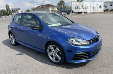 Volkswagen Golf R 2012