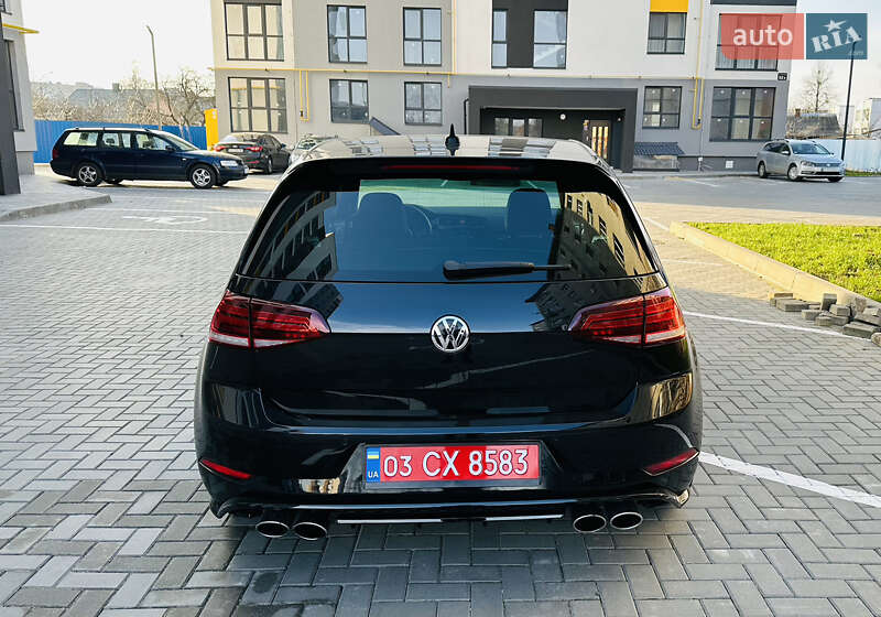 Хэтчбек Volkswagen Golf R 2017 в Луцке