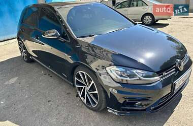 Хетчбек Volkswagen Golf R 2016 в Дніпрі