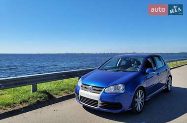 Хэтчбек Volkswagen Golf R 2008 в Киеве