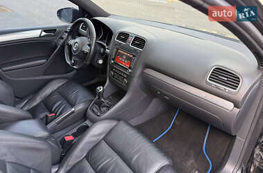 Хетчбек Volkswagen Golf R 2012 в 