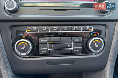Хетчбек Volkswagen Golf R 2012 в 