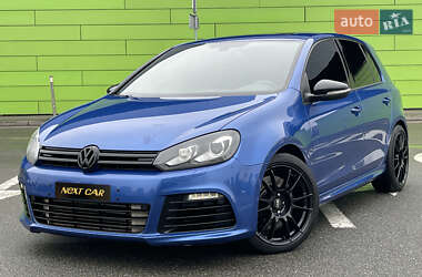 Хетчбек Volkswagen Golf R 2012 в 
