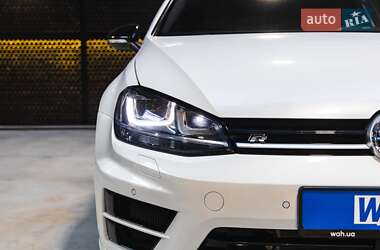 Хетчбек Volkswagen Golf R 2017 в 