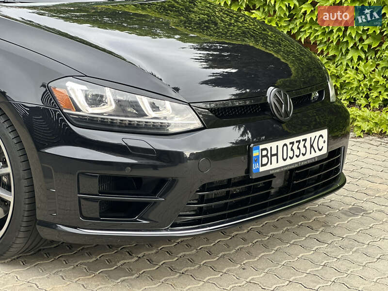 Хэтчбек Volkswagen Golf R 2016 в Одессе