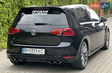 Хетчбек Volkswagen Golf R 2016 в 