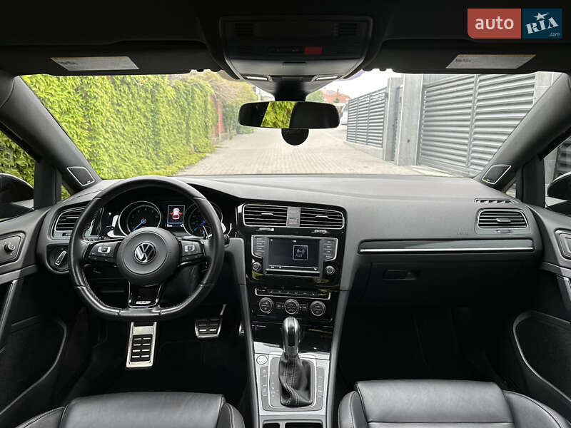 Хэтчбек Volkswagen Golf R 2016 в Одессе