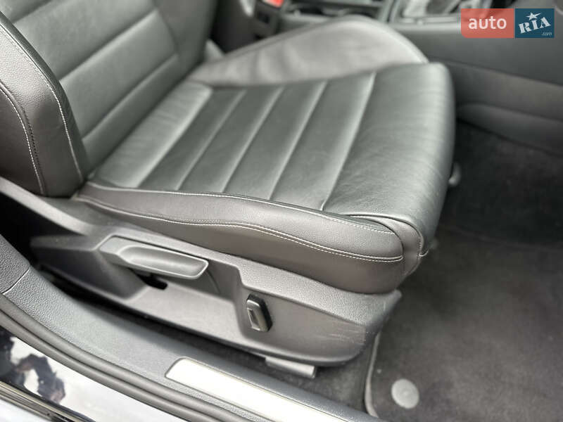 Хэтчбек Volkswagen Golf R 2016 в Одессе