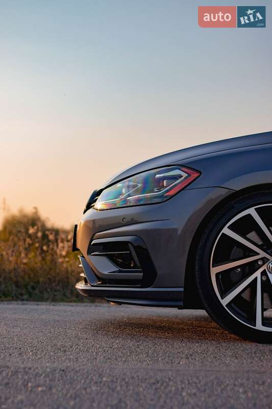 Volkswagen Golf R 2017