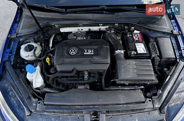 Хетчбек Volkswagen Golf R 2015 в 