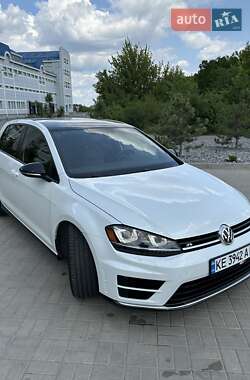 Хетчбек Volkswagen Golf R 2017 в 