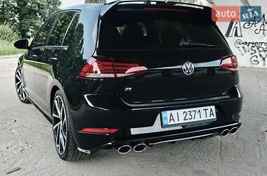 Хэтчбек Volkswagen Golf R 2019 в 