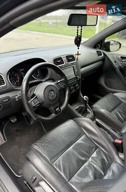 Хэтчбек Volkswagen Golf R 2012 в 