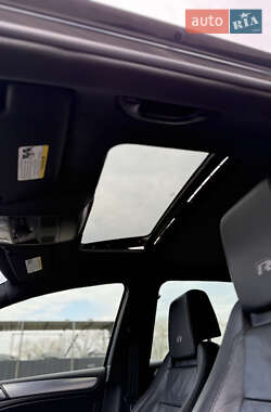 Хэтчбек Volkswagen Golf R 2012 в 