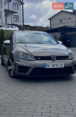 Хэтчбек Volkswagen Golf R 2014 в Ровно