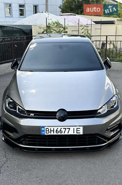 Хетчбек Volkswagen Golf R 2015 в Одесі