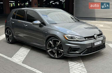 Хэтчбек Volkswagen Golf R 2019 в 