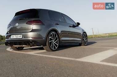 Хетчбек Volkswagen Golf R 2017 в Хмельницькому