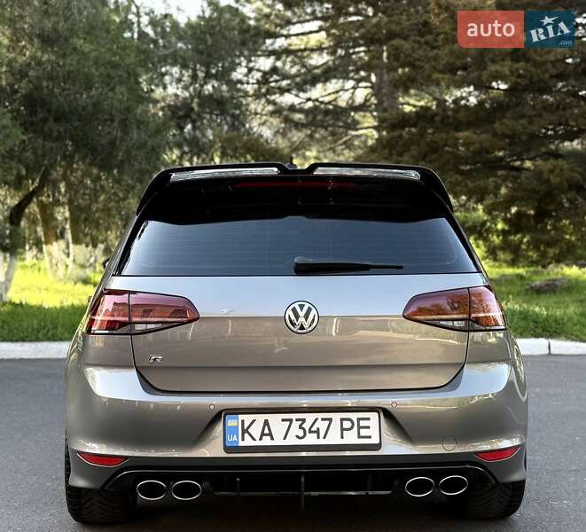 Хэтчбек Volkswagen Golf R 2015 в Львове