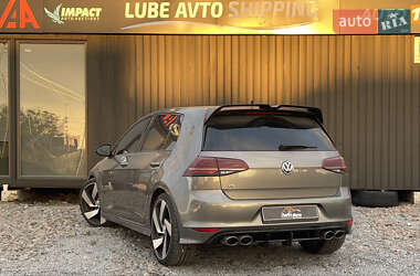 Хэтчбек Volkswagen Golf R 2015 в 