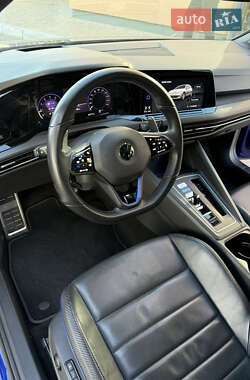 Хэтчбек Volkswagen Golf R 2022 в 