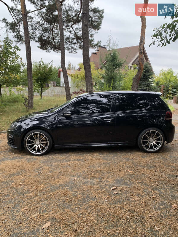Хетчбек Volkswagen Golf R 2012 в Києві