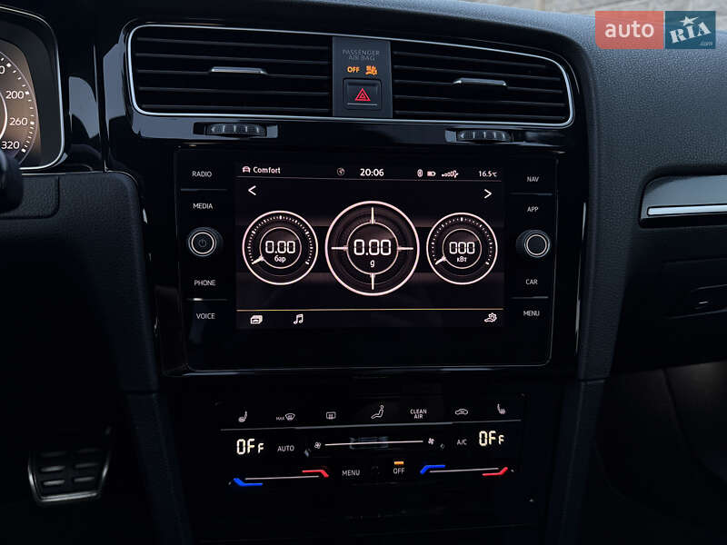 Хэтчбек Volkswagen Golf R 2015 в Ровно