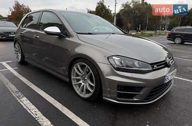 Хэтчбек Volkswagen Golf R 2014 в Львове