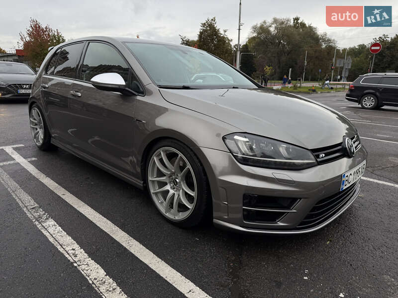 Хэтчбек Volkswagen Golf R 2014 в Львове фото Хэтчбек Volkswagen Golf R 2014 в Львове