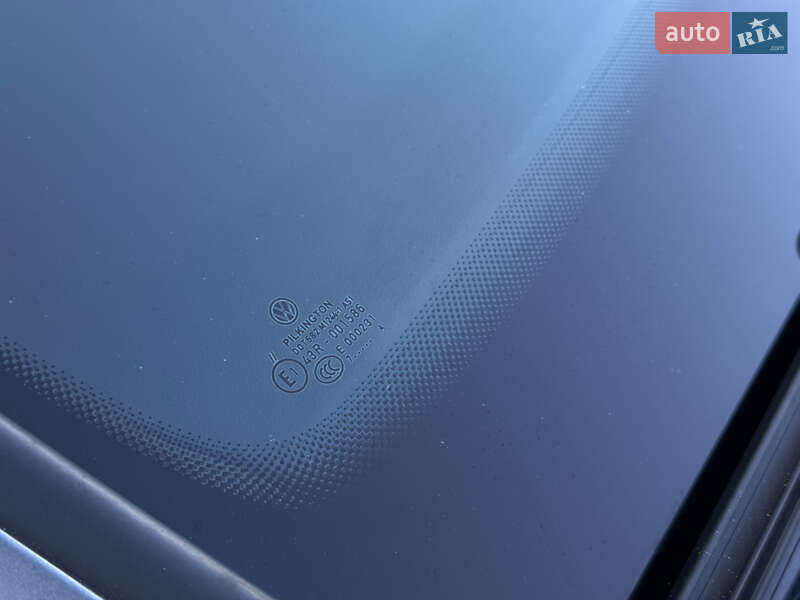 Хэтчбек Volkswagen Golf R 2017 в Хмельницком фото 19 Хэтчбек Volkswagen Golf R 2017 в Хмельницком