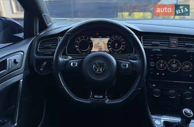Хэтчбек Volkswagen Golf R 2017 в 