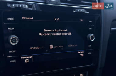 Хэтчбек Volkswagen Golf R 2017 в 