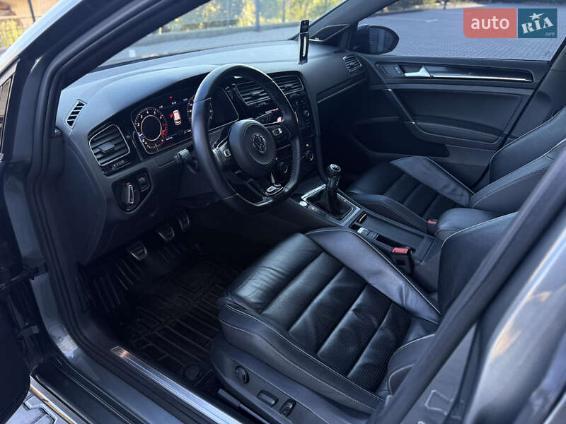 Хэтчбек Volkswagen Golf R 2017 в Хмельницком фото 91 Хэтчбек Volkswagen Golf R 2017 в Хмельницком