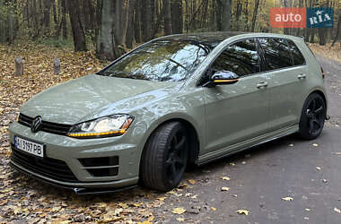 Хетчбек Volkswagen Golf R 2017 в  фото 2 Хетчбек Volkswagen Golf R 2017 в
