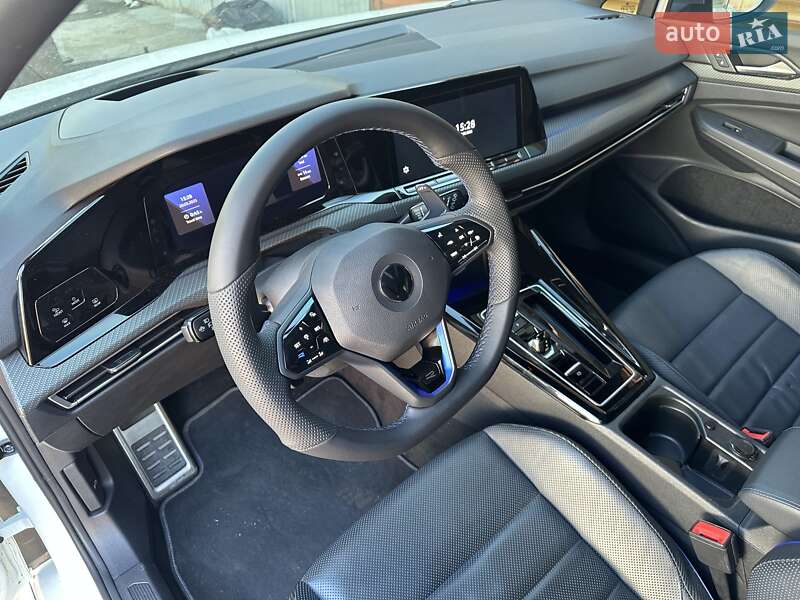 Хэтчбек Volkswagen Golf R 2022 в Одессе