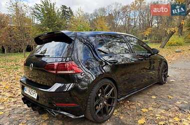 Хэтчбек Volkswagen Golf R 2018 в Киеве