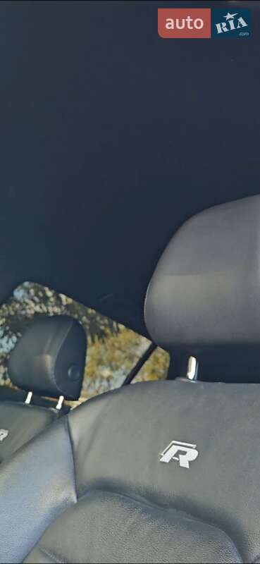 Хэтчбек Volkswagen Golf R 2016 в Белогородке