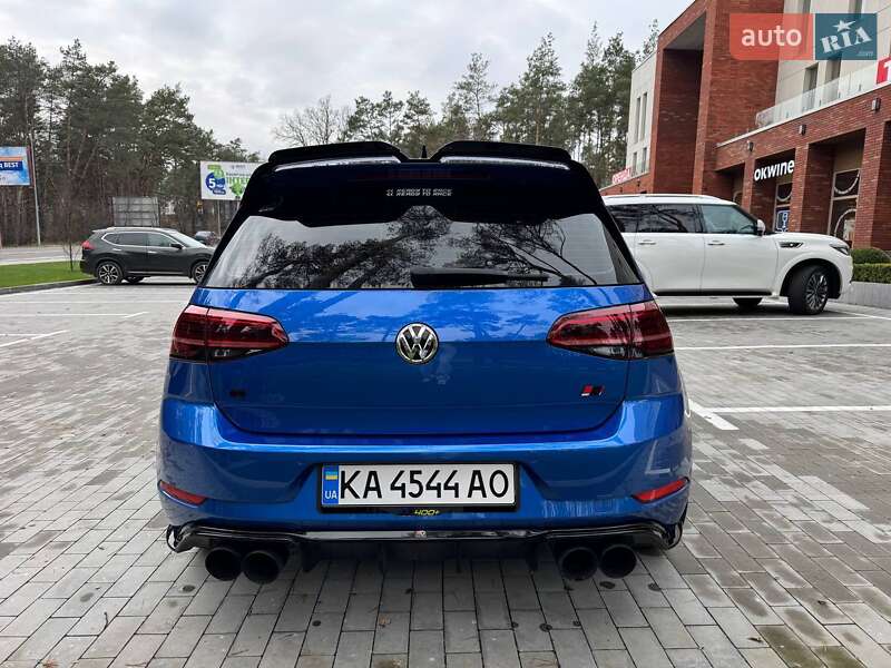Хэтчбек Volkswagen Golf R 2019 в Киеве