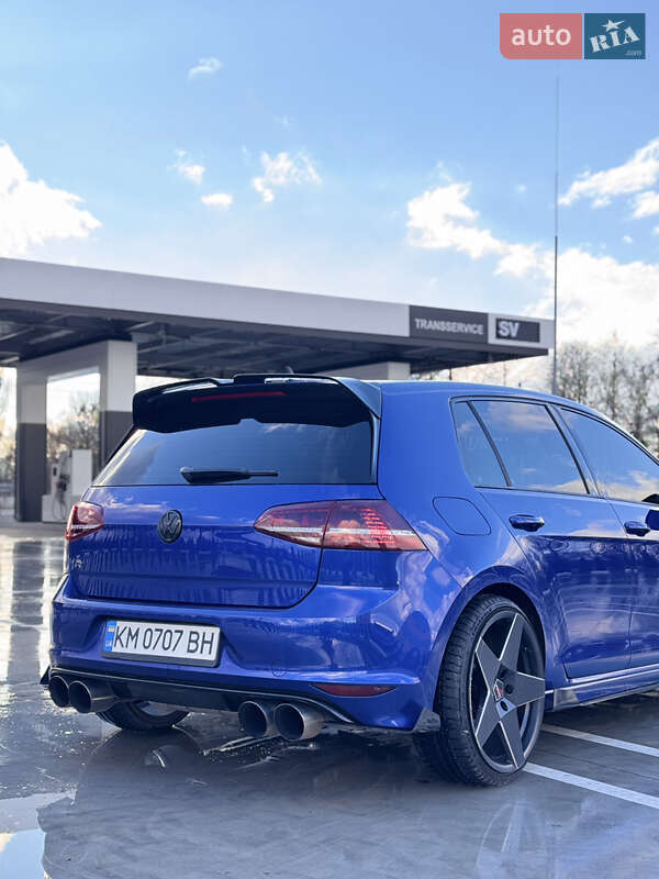 Хэтчбек Volkswagen Golf R 2015 в Житомире