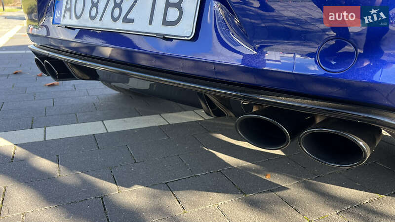 Хэтчбек Volkswagen Golf R 2016 в Мукачево