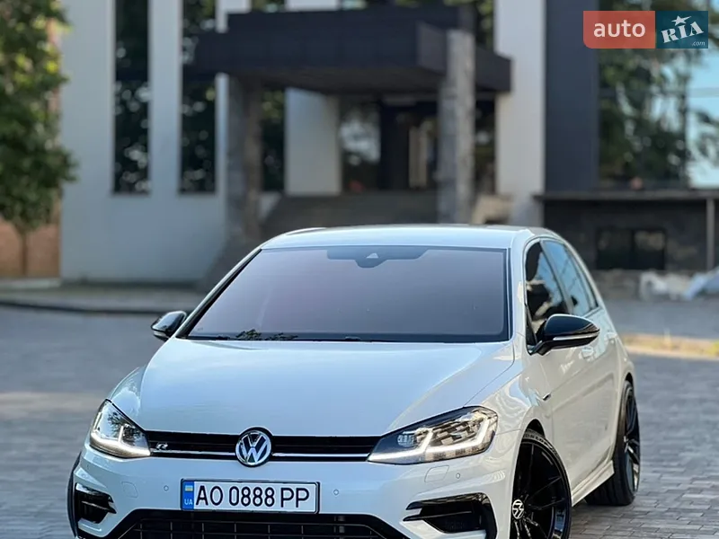 Volkswagen Golf R 2017