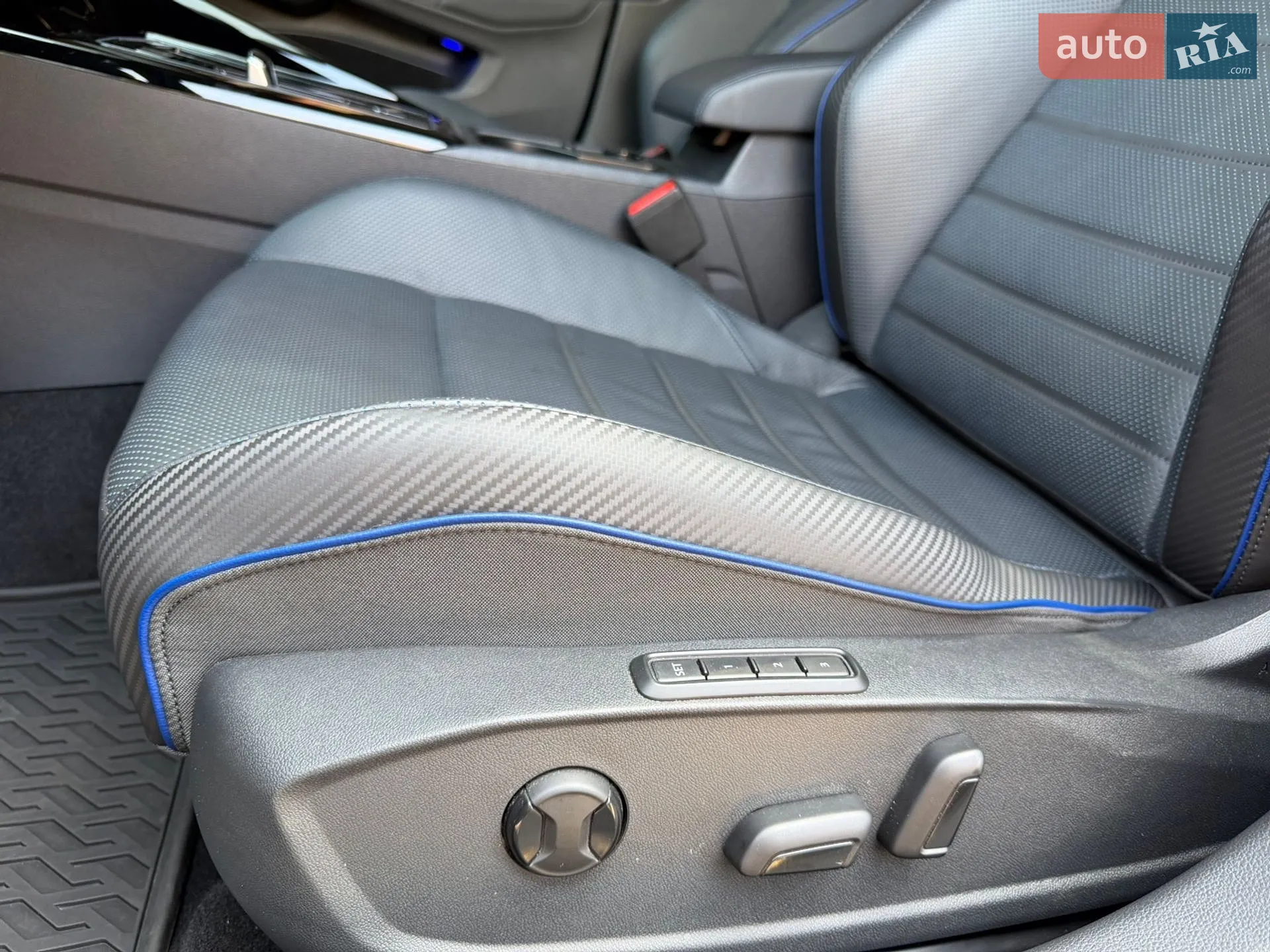 2024 Volkswagen Golf R - мініатюра 20