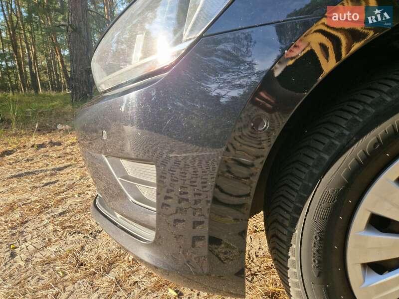 Микровэн Volkswagen Golf Sportsvan 2014 в Чернигове