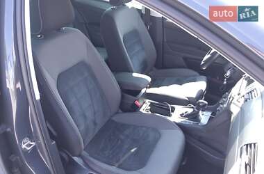 Микровэн Volkswagen Golf Sportsvan 2015 в 